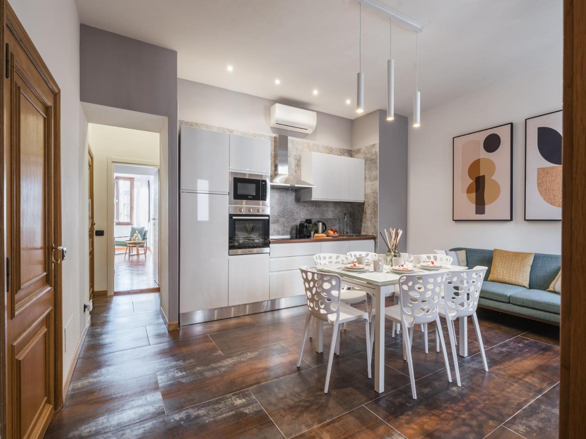 The Best Rent - Four-Room Apartment A Few Steps From The Trevi Fountain Екстериор снимка